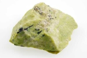 Natural Rought Raw Crystal Stones for Meditation, Healing, Feng Shui, Chakra Healing, Decor and Manifesting Abundance - 100 Grams (Natural Serpentine)