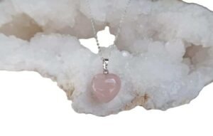 Divine Natural Rose Quartz Love Heart Necklace, Boho Jewellery, Dainty Gemstone Necklace, Heart Necklace, Rose Quartz Jewellery