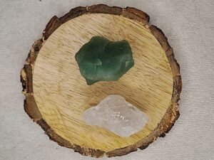 Clear Quartz and Green Aventurine AAA Grade Raw Natural Crystal Combo with Wooden Natural Bark Coaster for Healing, Meditation and Manifestation
