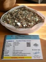 Divinity Healing Golden AAA + Grade Premium Pyrite Rock Original Lab Certified Rare Pyrite Cluster Geodes Natural and Pure Money Magnet Crystal Pyrite for Manifesting Financial Abundance and Prosperity Cubical Pyrite Clusters Abundance Stones 30