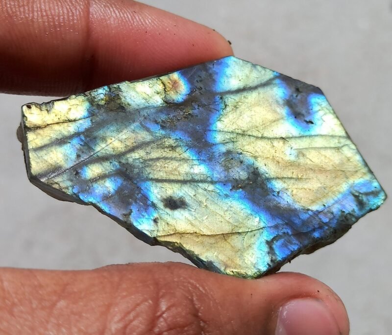 Divinity Healing Natural Labradorite with Pure Fire Stone -The Stone of Mysticism – For creativity and consciousness (Value Pack of 1 Super Quality Stone) Sacred Sanctuary Abundance Stones 19